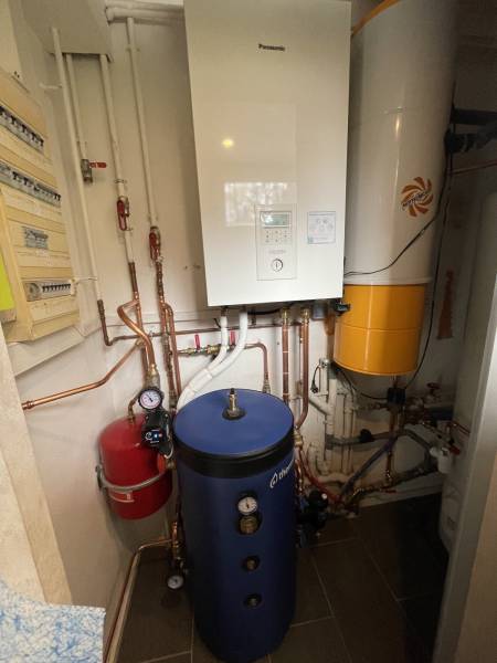 Soyez au chaud toute l'année avec notre solution de chauffage éco-responsables : la pompe à chaleur hybride pour votre maison à Strasbourg